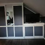 Moderne Perle Pa Med Boblebad Og Fjellutsikt *